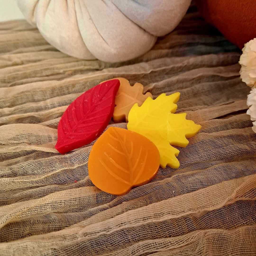 Autumn Leaves Melts - Scented Wax Melts in Leaf Shapes - Secrets of Wales - A Welsh Secret - Ultimate Essence - 