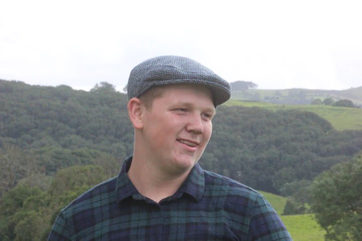 Flat Caps - A Welsh Secret - Welsh Tweed - Clothing - Medium 22" - Pembroke